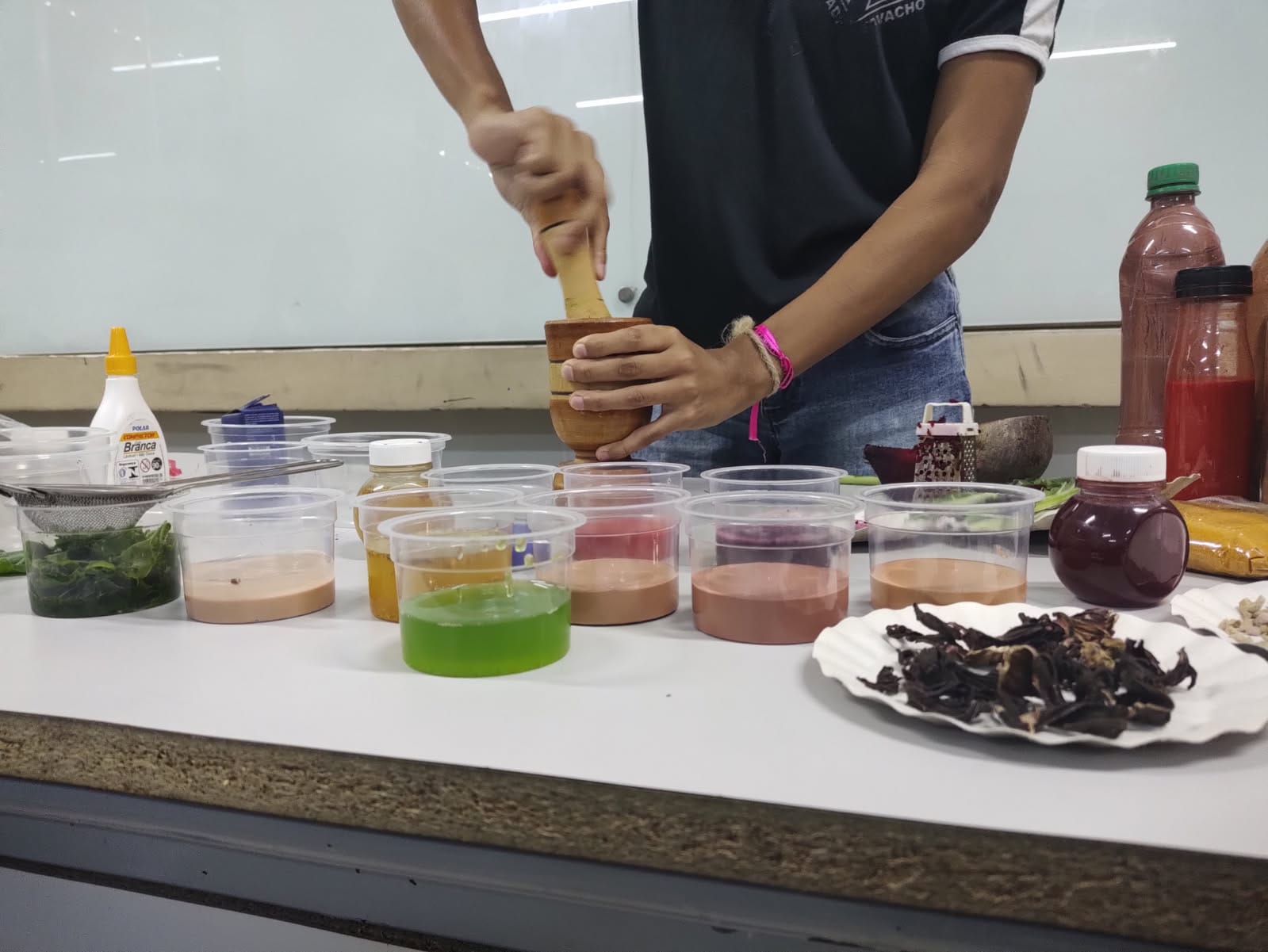 notícia: OFICINA PIGMENTOS DA NATUREZA